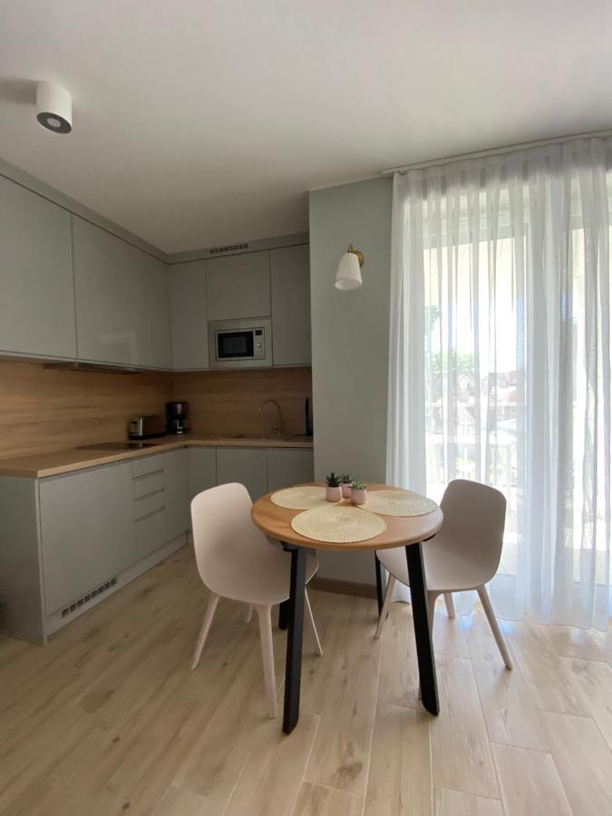 Apartament Pink Klifowa Rewal Exteriör bild