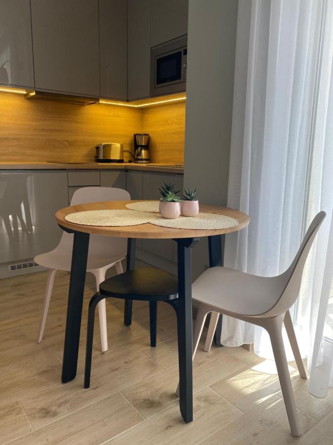 Apartament Pink Klifowa Rewal Exteriör bild